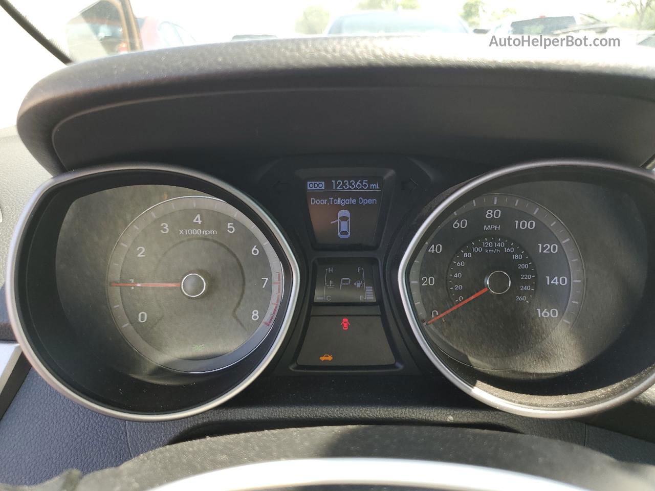 2013 Hyundai Elantra Gt  Silver vin: KMHD35LE2DU051278