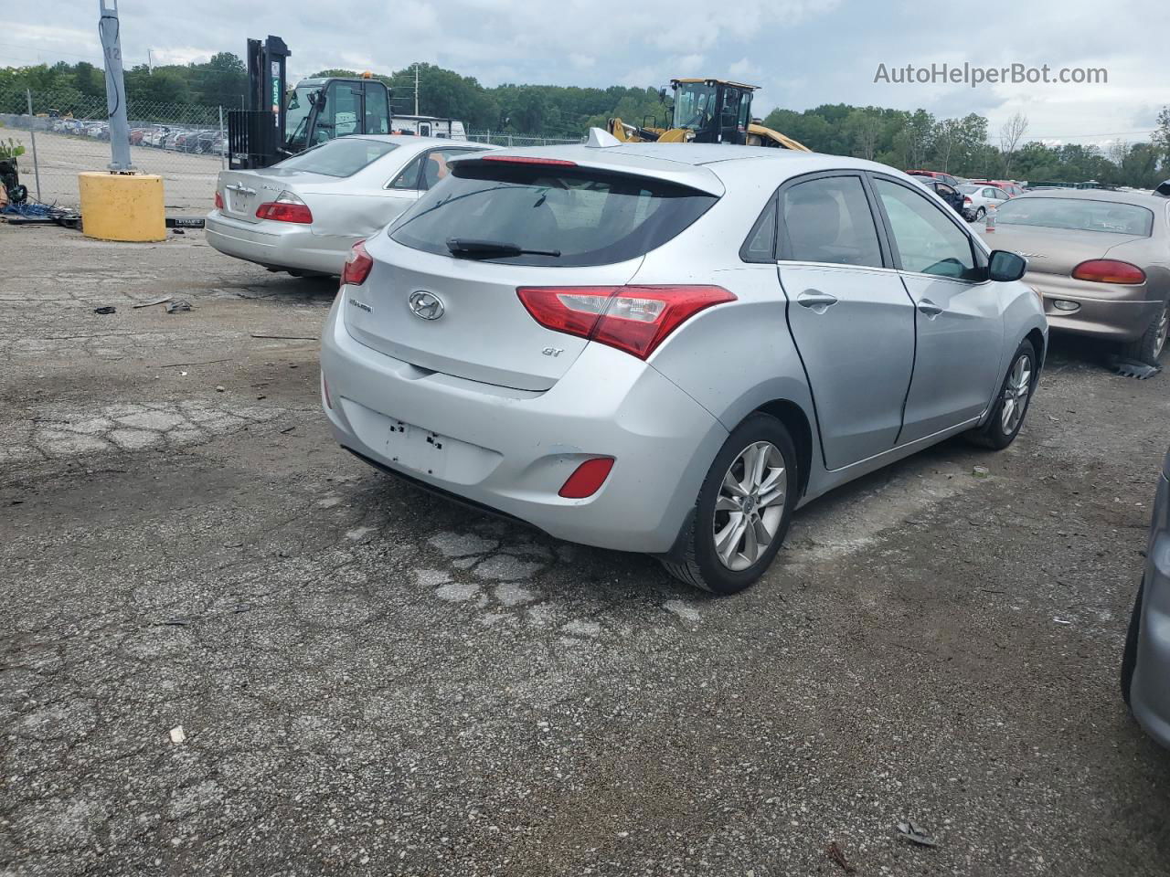 2013 Hyundai Elantra Gt  Серебряный vin: KMHD35LE5DU032238