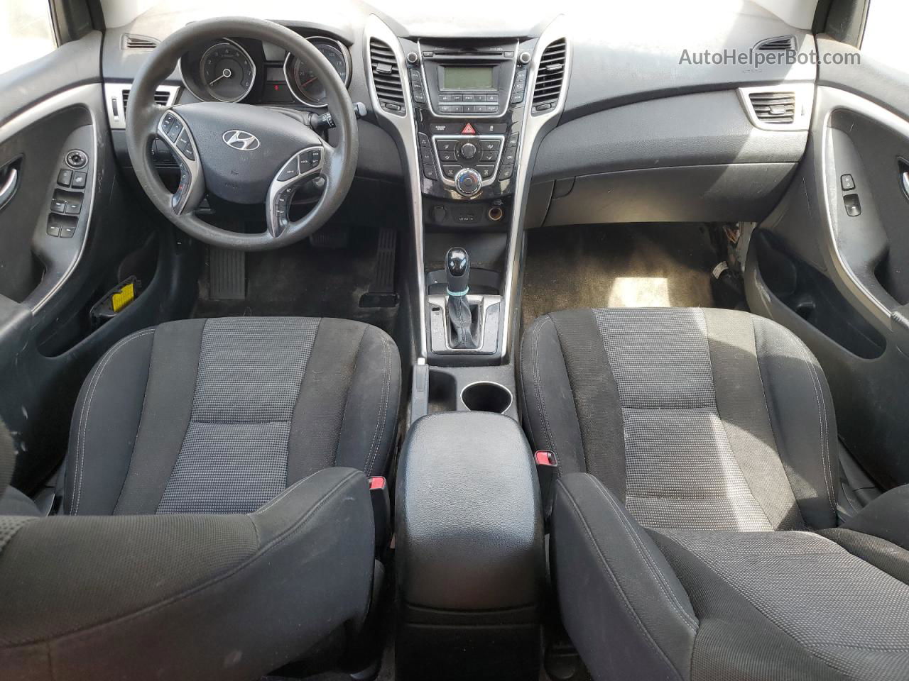 2013 Hyundai Elantra Gt  Серебряный vin: KMHD35LE5DU090009