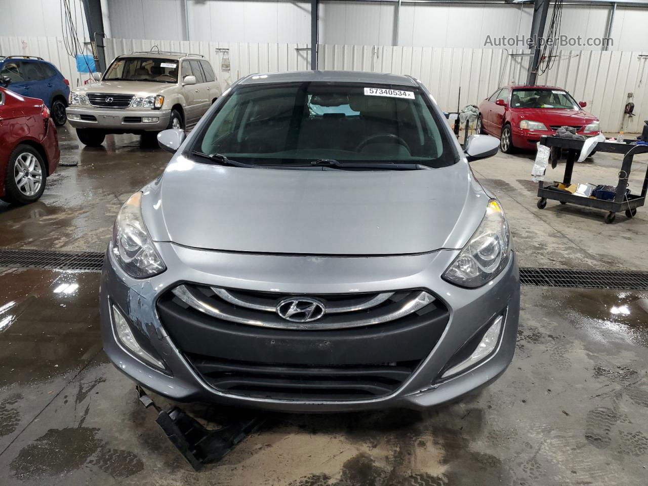 2013 Hyundai Elantra Gt  Silver vin: KMHD35LE8DU138120