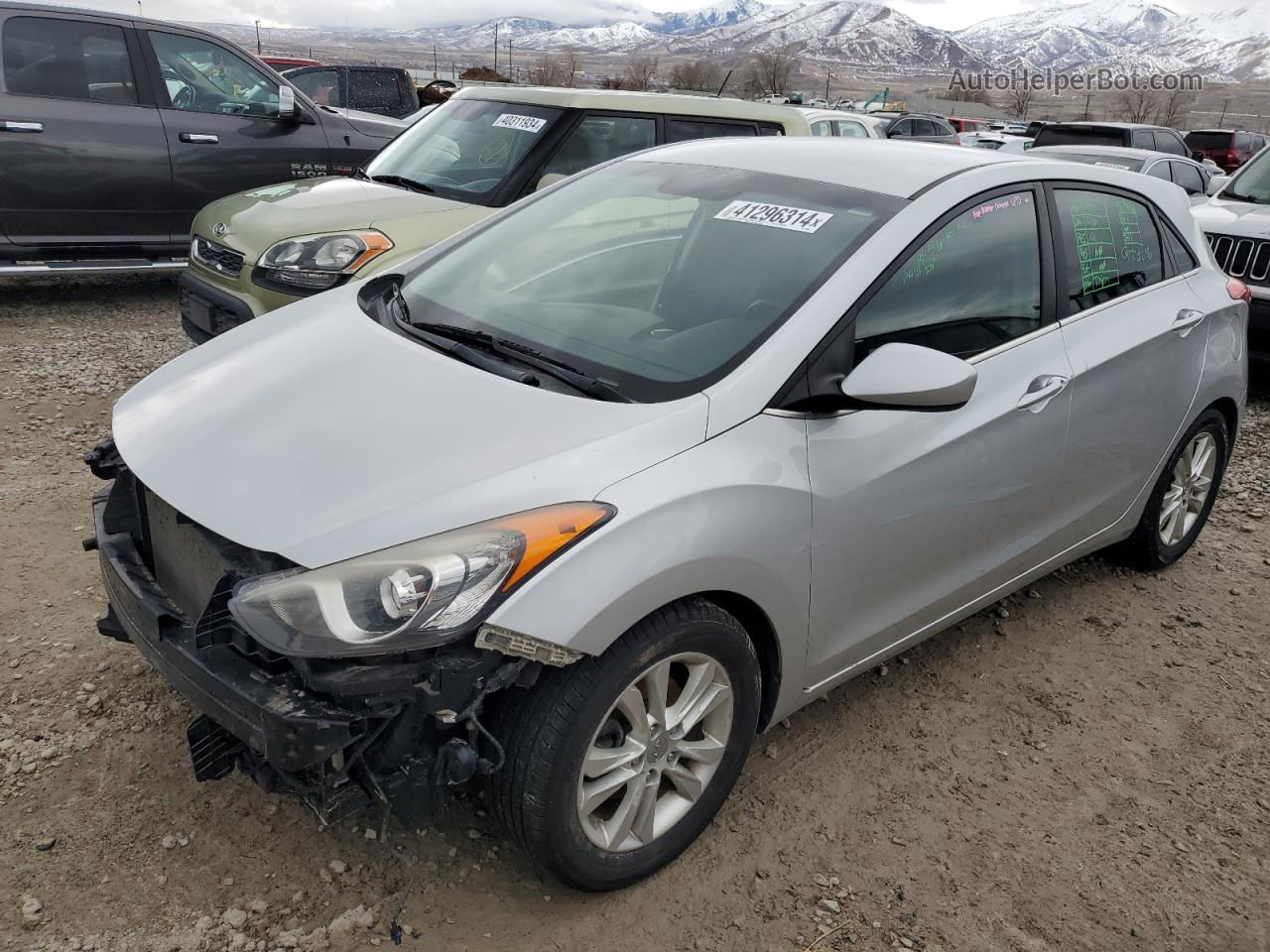 2013 Hyundai Elantra Gt  Silver vin: KMHD35LE8DU146928