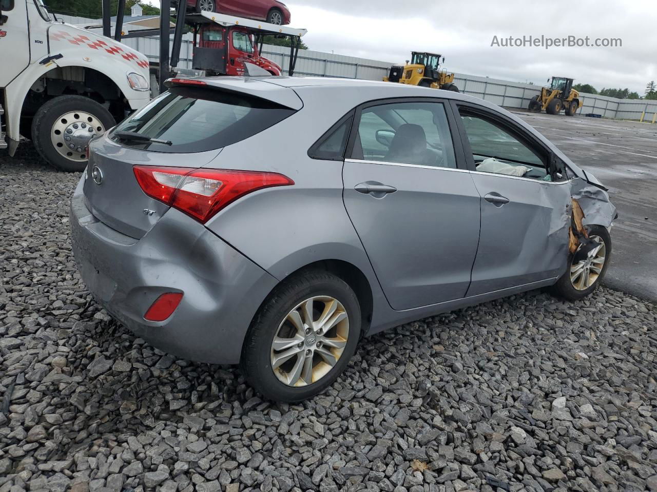 2013 Hyundai Elantra Gt  Silver vin: KMHD35LE9DU047888