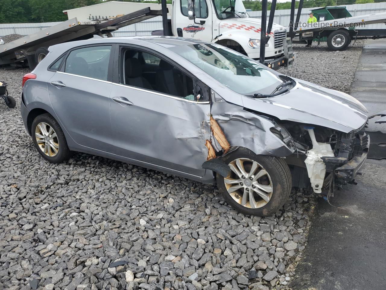2013 Hyundai Elantra Gt  Silver vin: KMHD35LE9DU047888