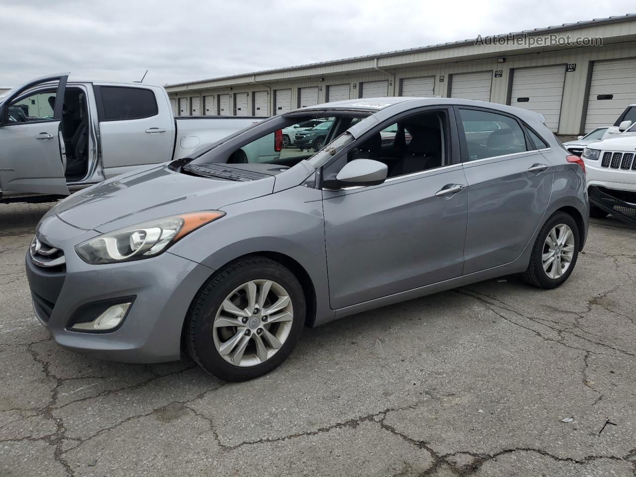 2013 Hyundai Elantra Gt  Silver vin: KMHD35LEXDU119553