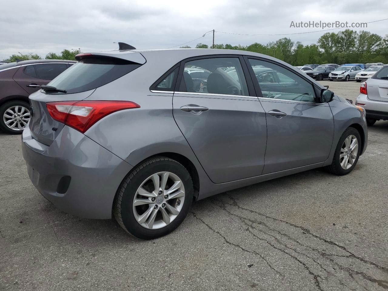 2013 Hyundai Elantra Gt  Silver vin: KMHD35LEXDU119553