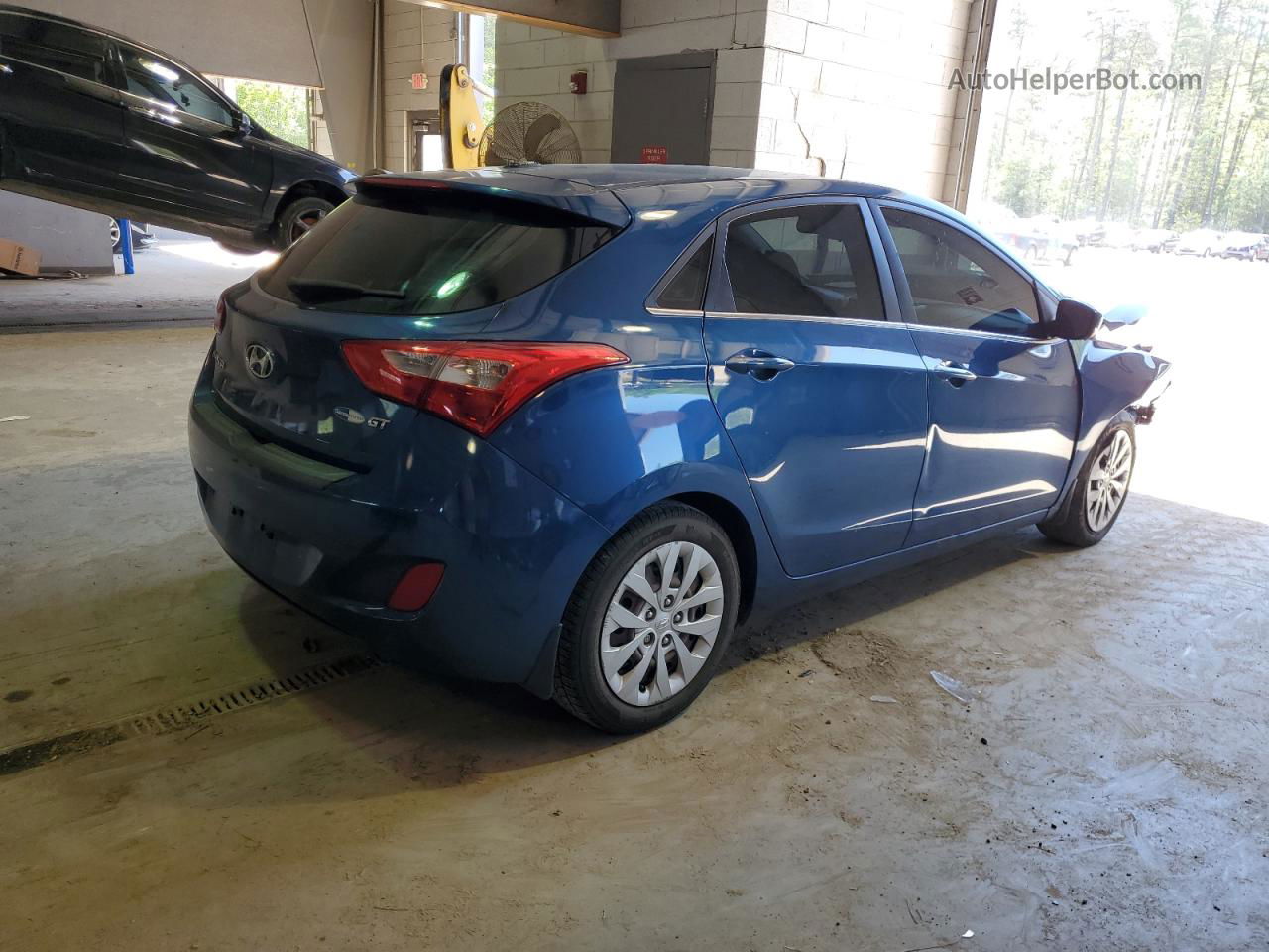 2016 Hyundai Elantra Gt  Blue vin: KMHD35LH0GU303429