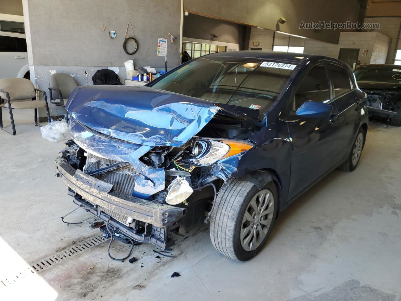 2016 Hyundai Elantra Gt  Blue vin: KMHD35LH0GU303429