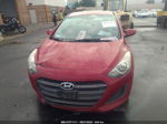 2017 Hyundai Elantra Gt   Red vin: KMHD35LH1HU349000