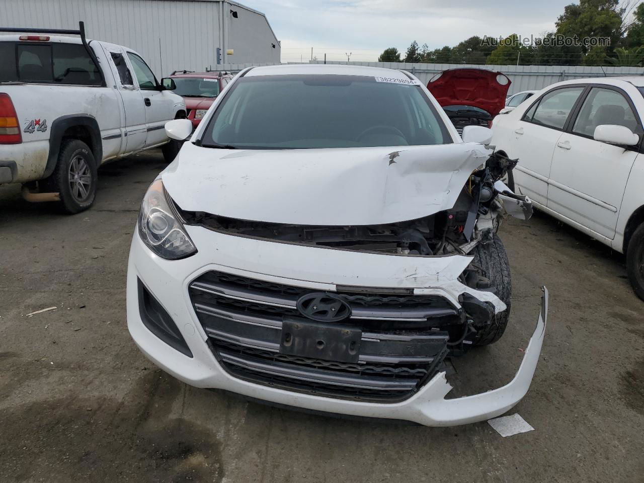 2016 Hyundai Elantra Gt  White vin: KMHD35LH2GU305621