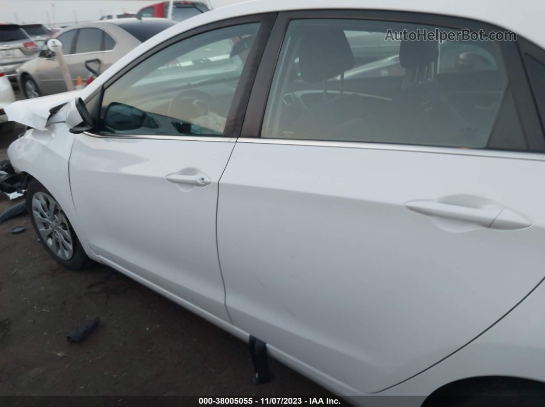 2017 Hyundai Elantra Gt White vin: KMHD35LH2HU378165