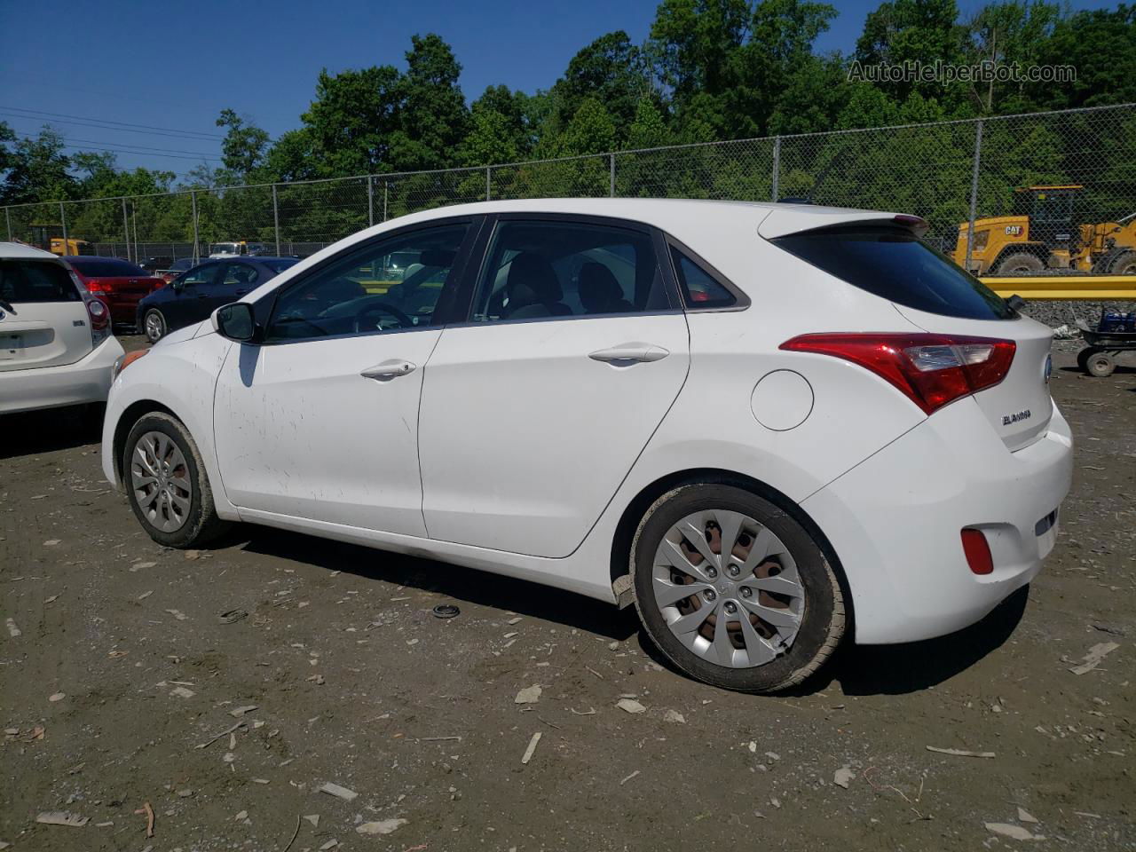 2016 Hyundai Elantra Gt  White vin: KMHD35LH4GU304924