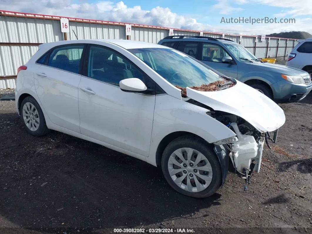 2017 Hyundai Elantra Gt   White vin: KMHD35LH4HU371010