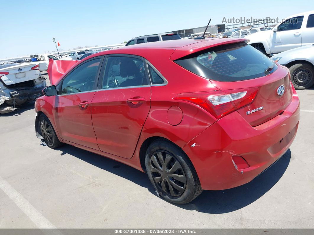 2017 Hyundai Elantra Gt Red vin: KMHD35LH4HU379625