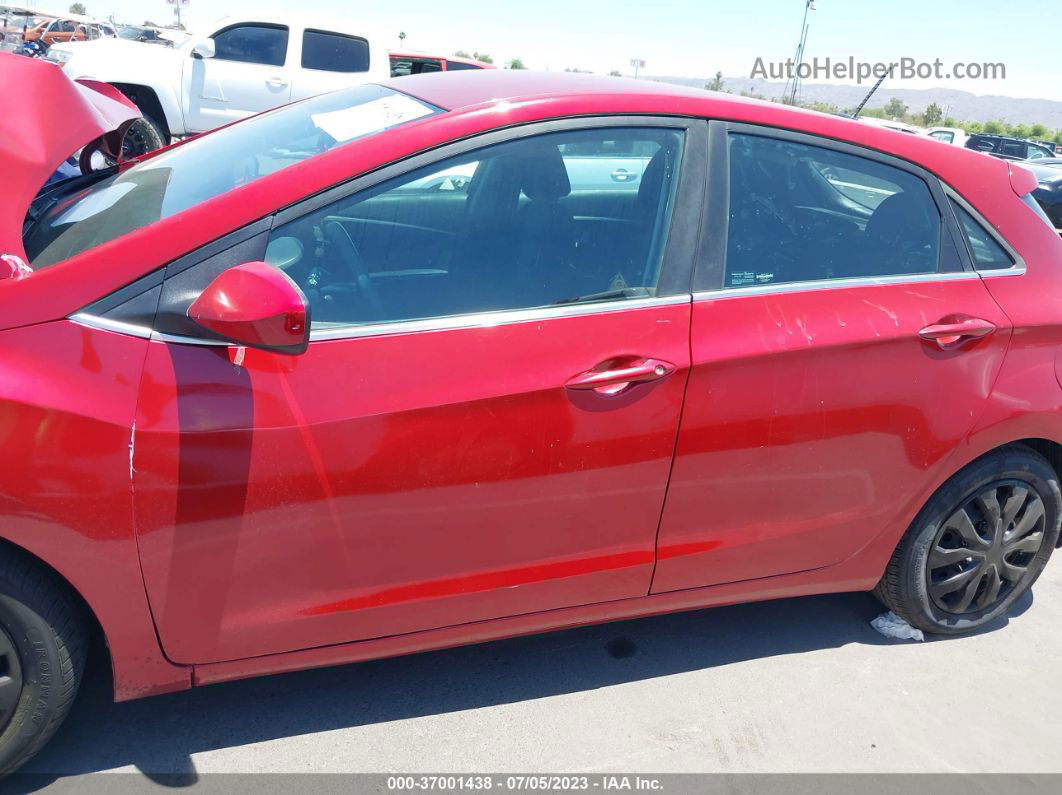 2017 Hyundai Elantra Gt Red vin: KMHD35LH4HU379625