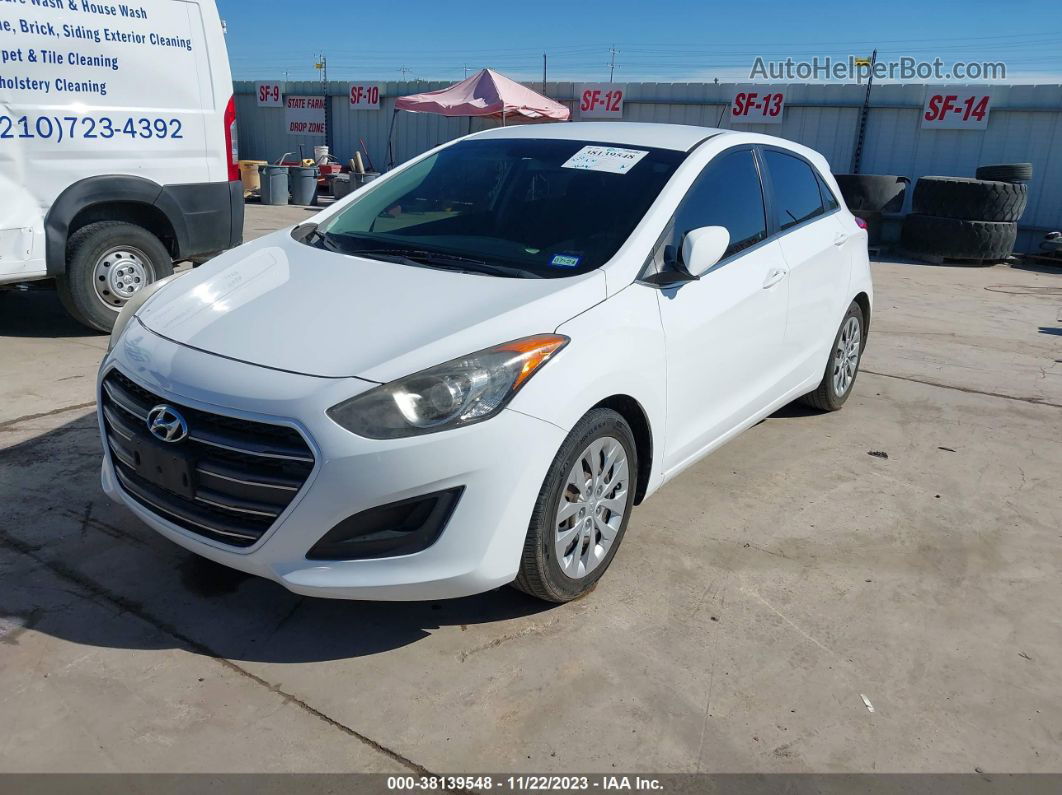 2017 Hyundai Elantra Gt White vin: KMHD35LH5HU350053