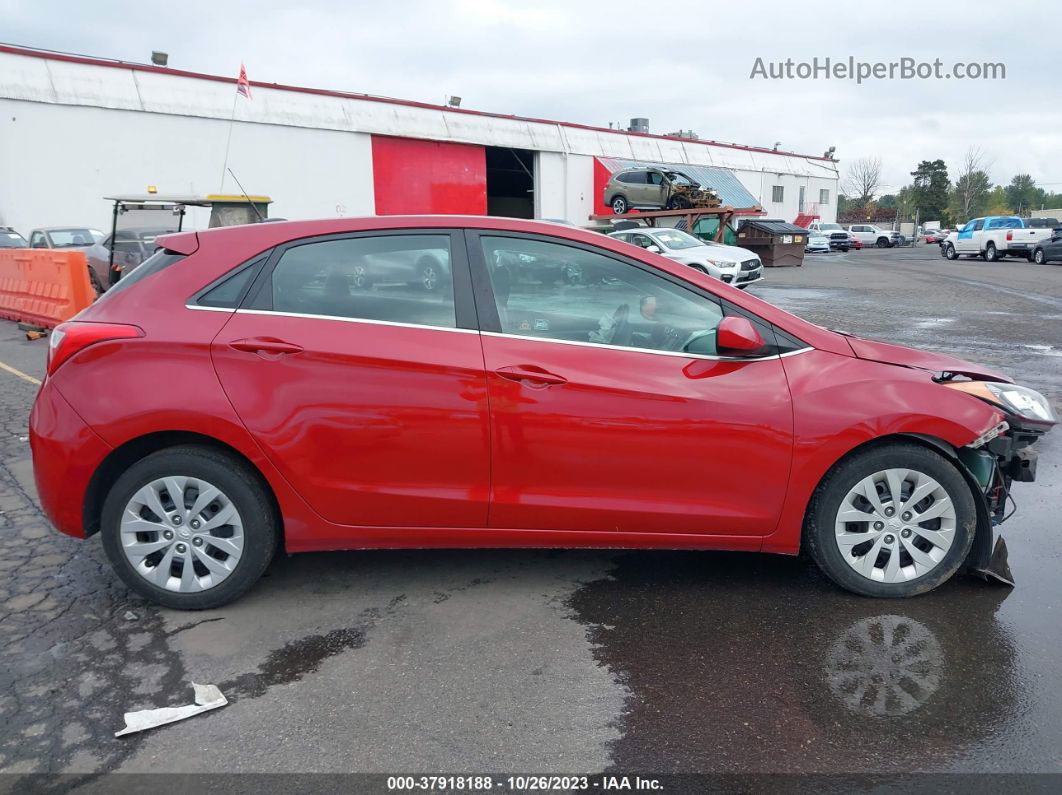 2017 Hyundai Elantra Gt Maroon vin: KMHD35LH5HU353812