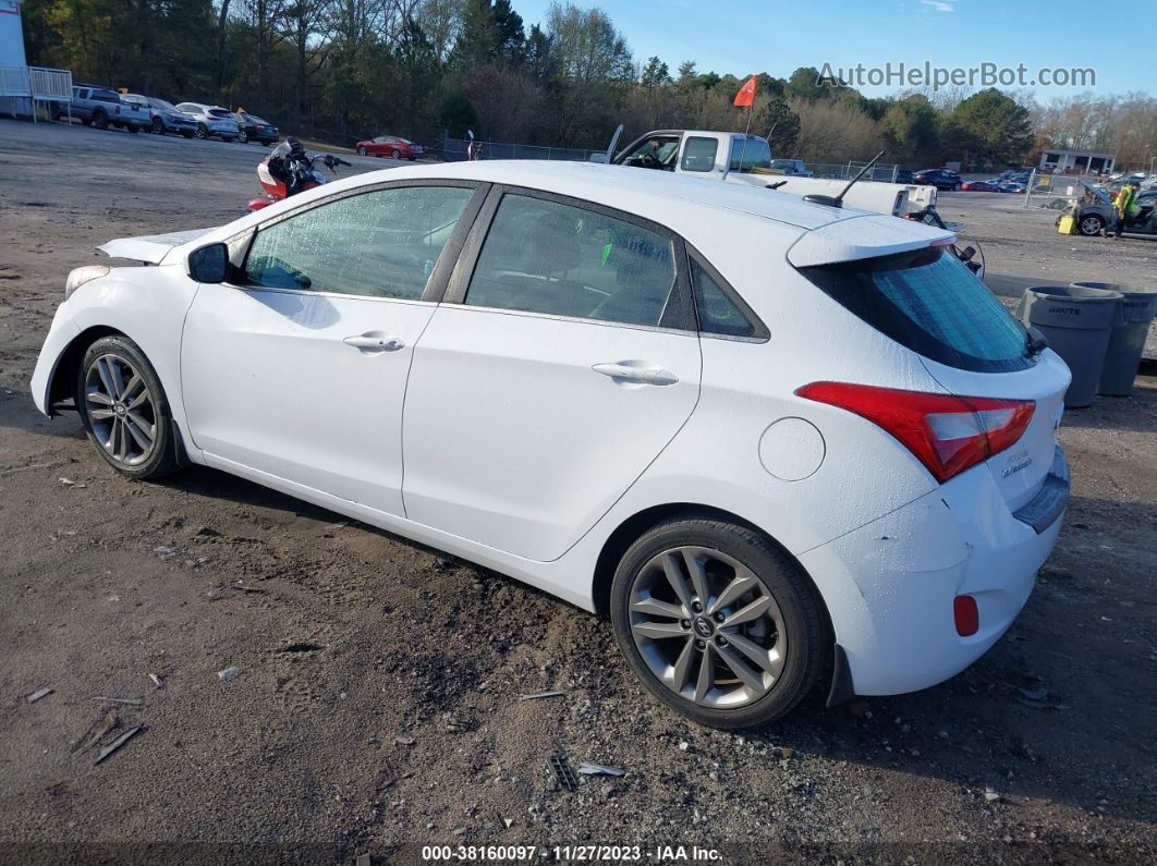 2017 Hyundai Elantra Gt White vin: KMHD35LH5HU358914