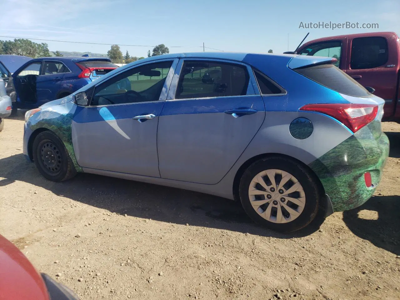 2017 Hyundai Elantra Gt  Two Tone vin: KMHD35LH5HU380265