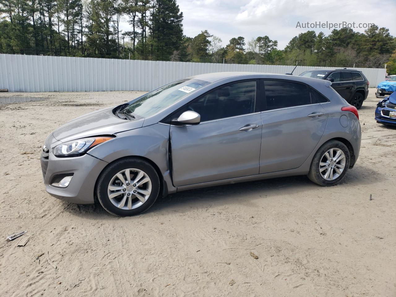 2014 Hyundai Elantra Gt  Silver vin: KMHD35LH6EU215014