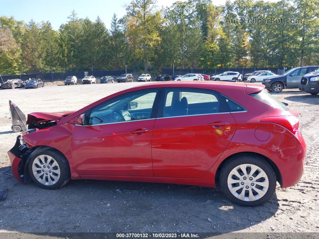 2017 Hyundai Elantra Gt Red vin: KMHD35LH6HU377486