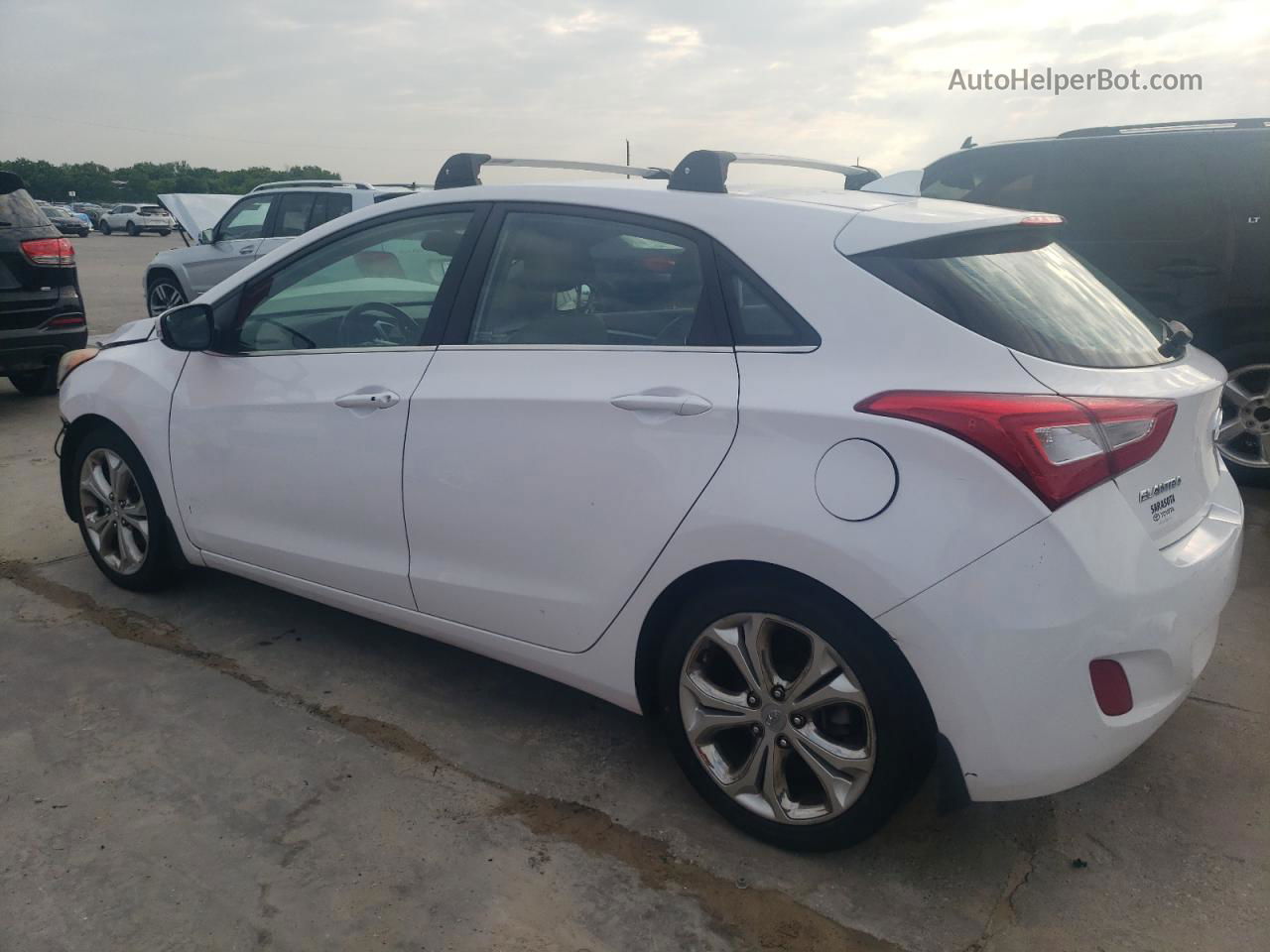 2014 Hyundai Elantra Gt  Белый vin: KMHD35LH7EU161996