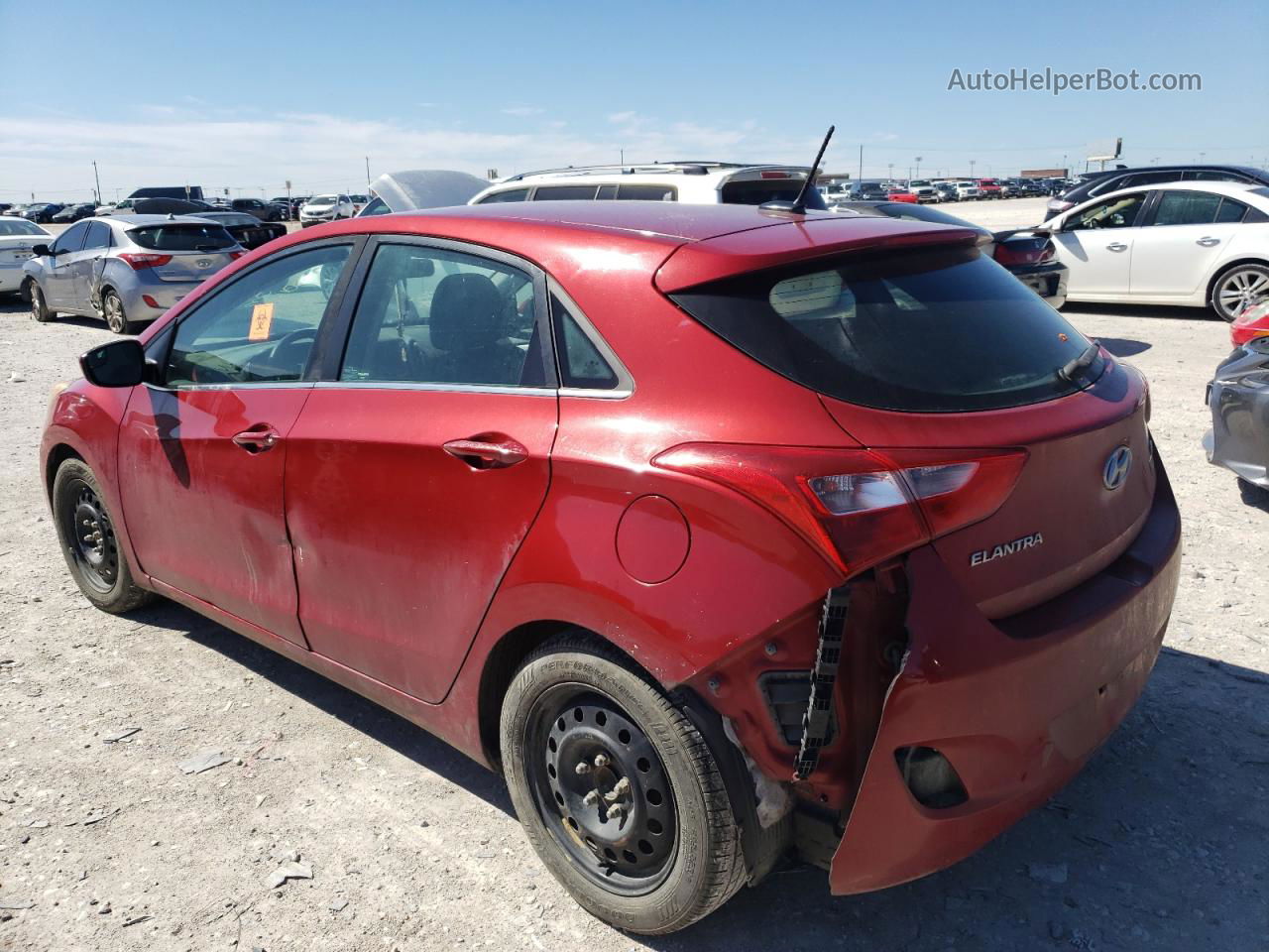 2017 Hyundai Elantra Gt Red vin: KMHD35LH7HU360812