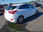 2017 Hyundai Elantra Gt White vin: KMHD35LH7HU384351