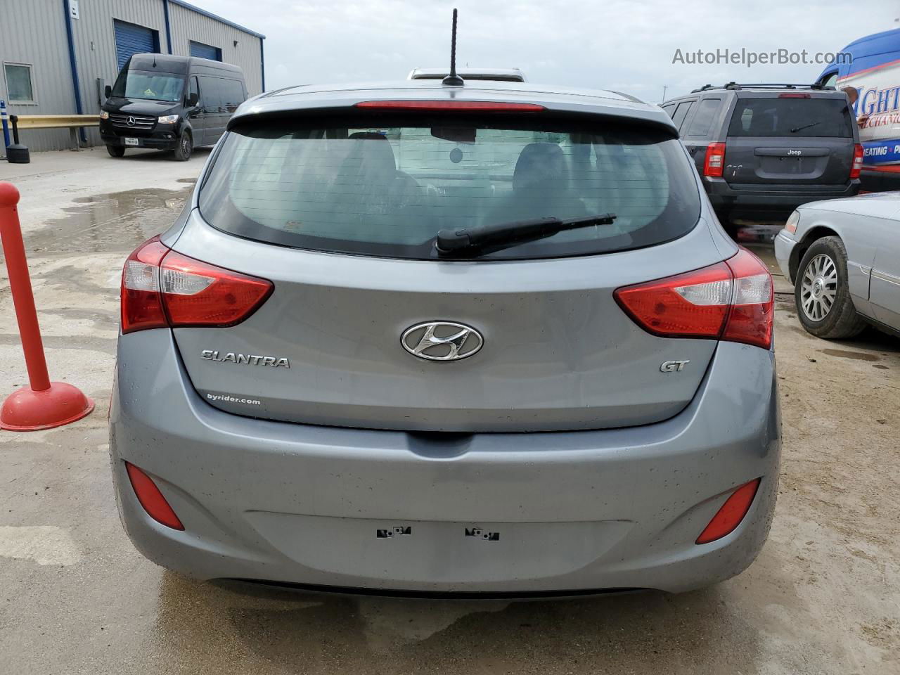 2014 Hyundai Elantra Gt  Silver vin: KMHD35LH8EU185028