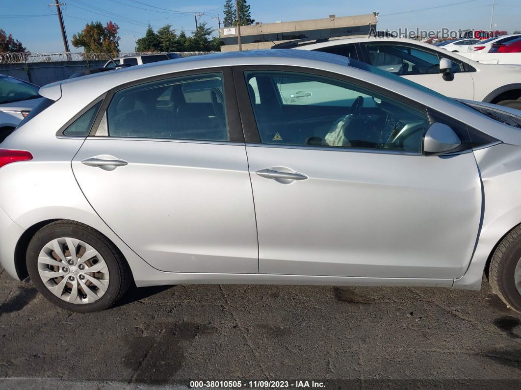 2017 Hyundai Elantra Gt Silver vin: KMHD35LH8HU380924