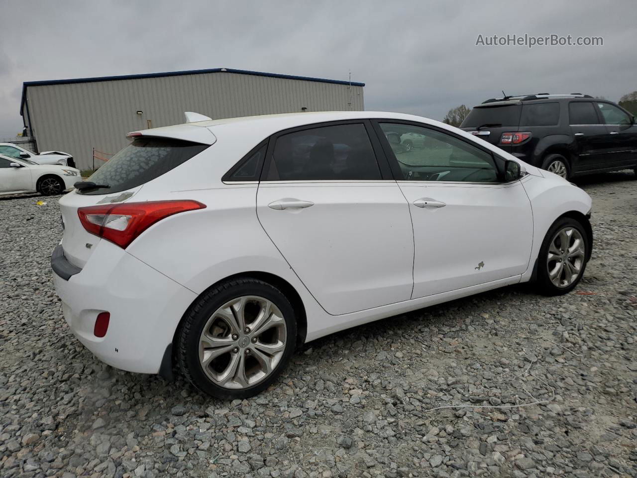 2014 Hyundai Elantra Gt  White vin: KMHD35LH9EU197477