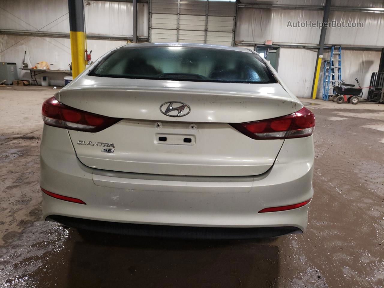 2018 Hyundai Elantra Se Beige vin: KMHD74LF3JU471537