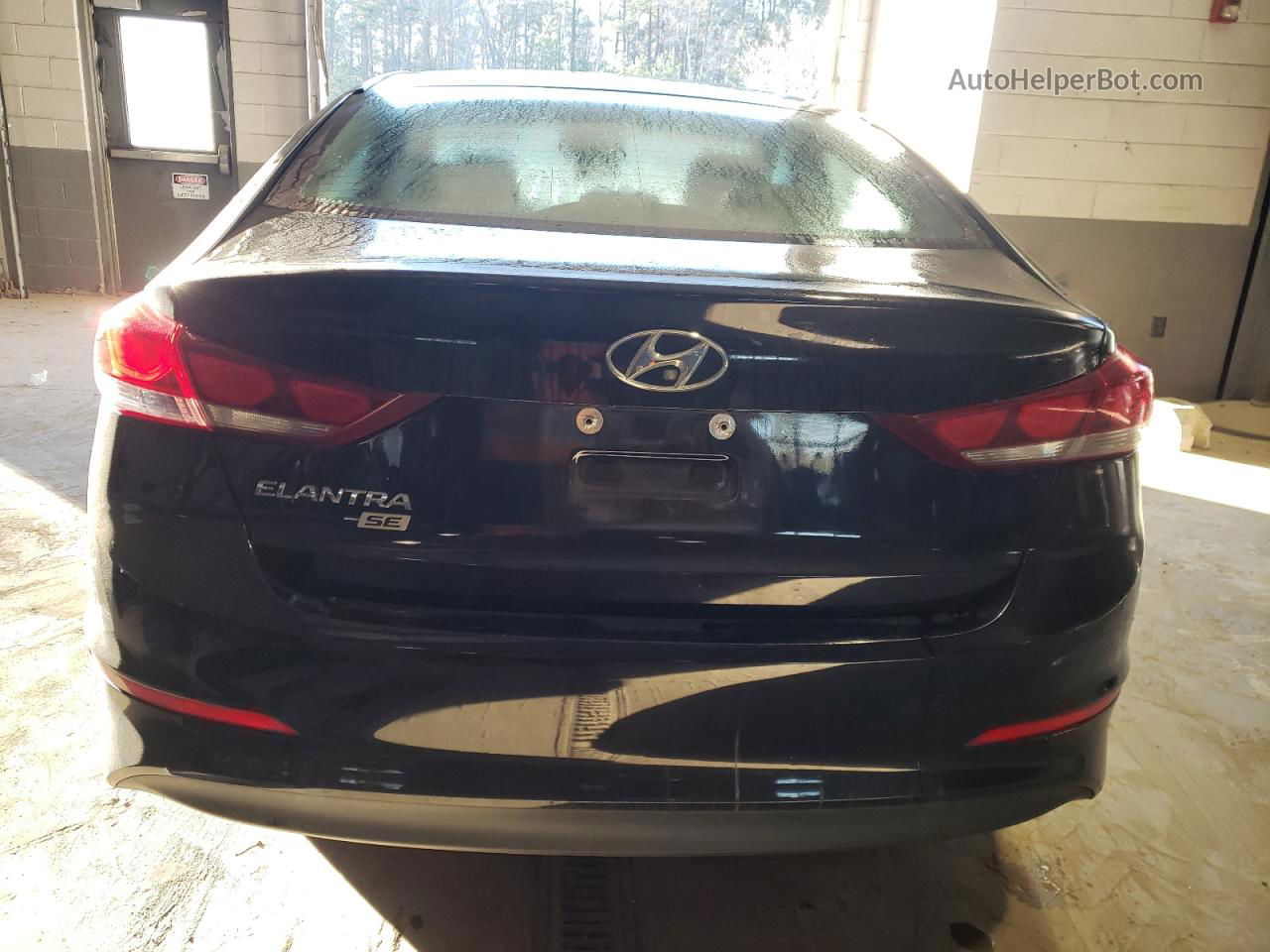 2018 Hyundai Elantra Se Black vin: KMHD74LF4JU665896