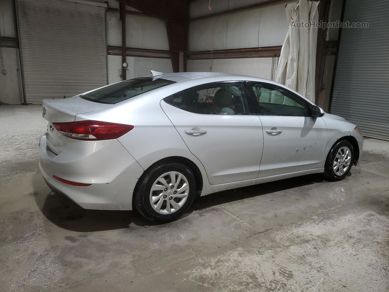 2017 Hyundai Elantra Se Серебряный vin: KMHD74LF6HU071109