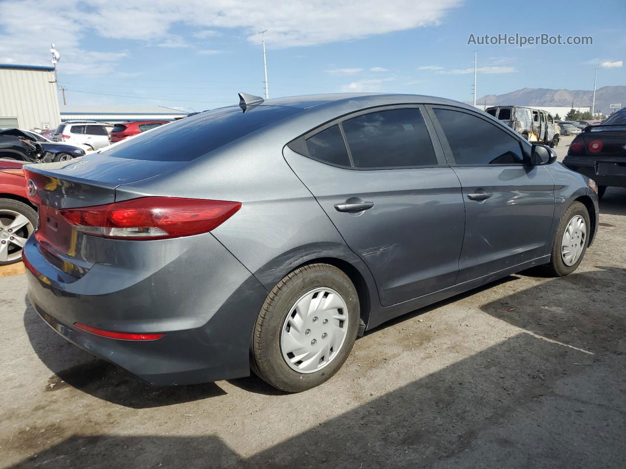 2017 Hyundai Elantra Se Gray vin: KMHD74LF7HU152457