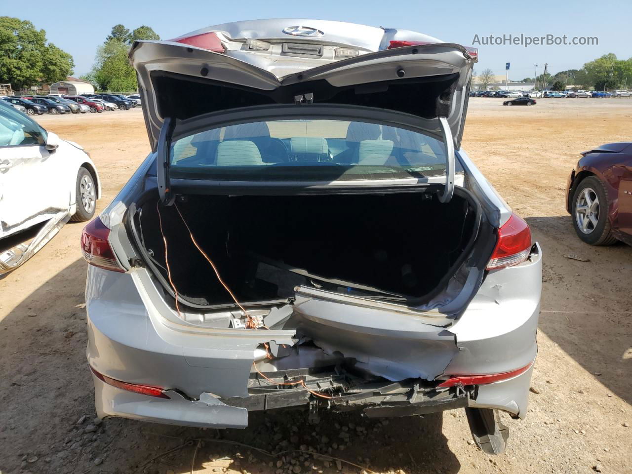 2017 Hyundai Elantra Se Silver vin: KMHD74LF7HU393273