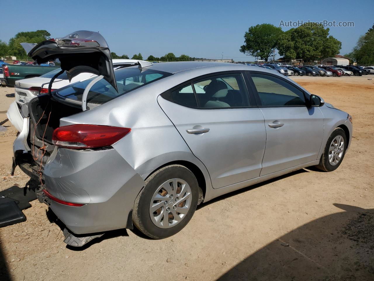 2017 Hyundai Elantra Se Silver vin: KMHD74LF7HU393273