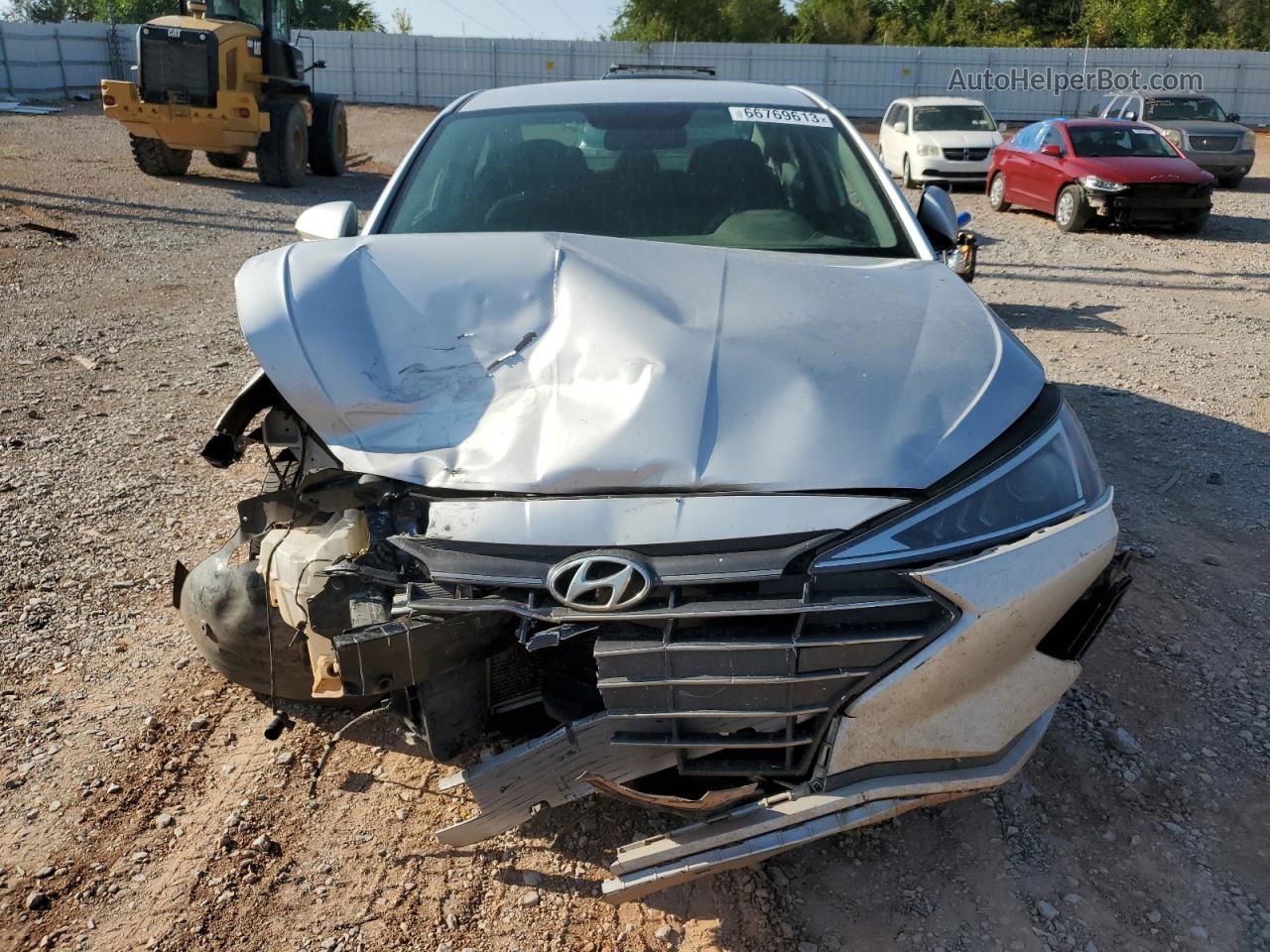 2019 Hyundai Elantra Se Silver vin: KMHD74LF7KU867228