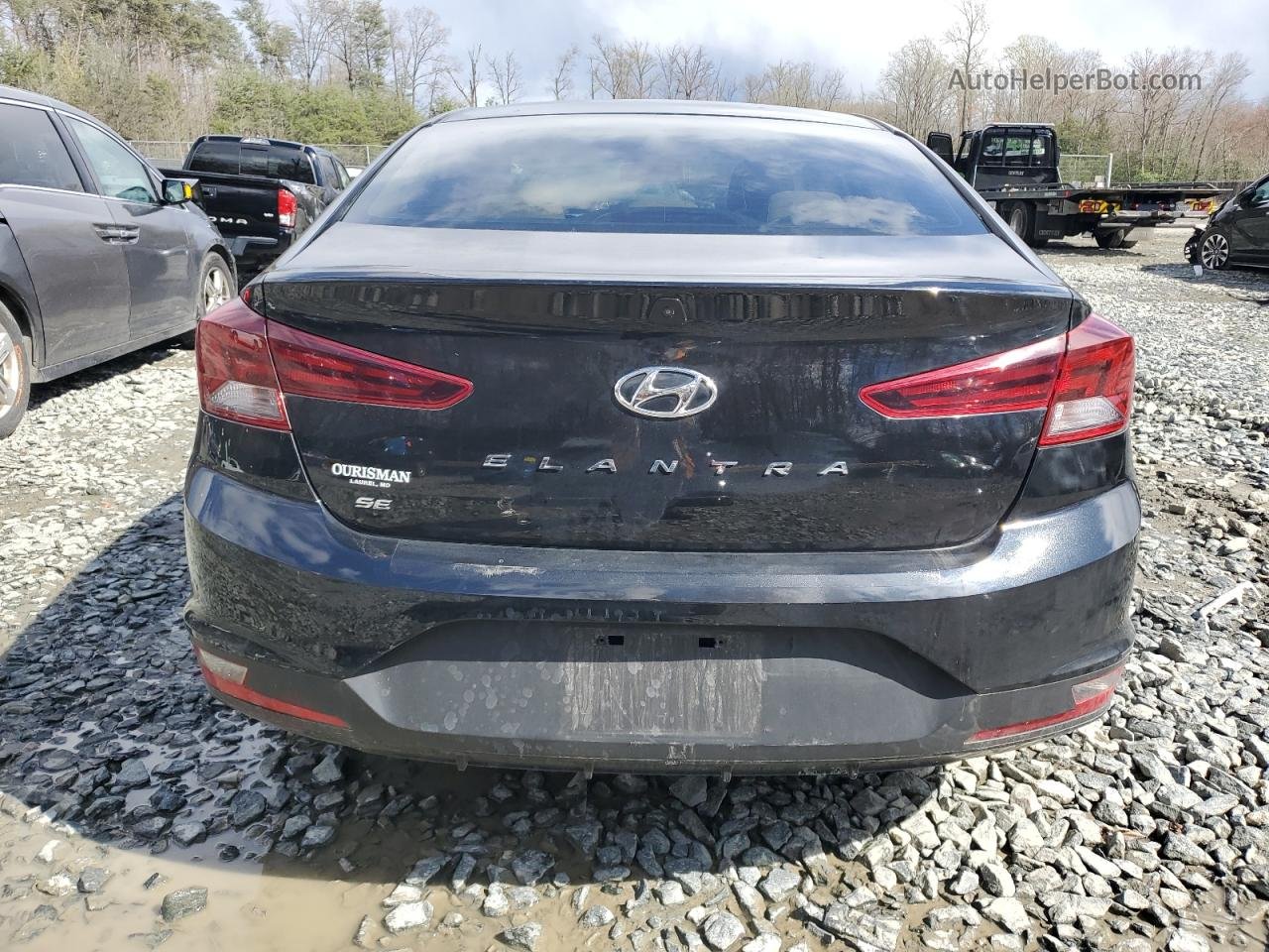 2019 Hyundai Elantra Se Black vin: KMHD74LF8KU800816