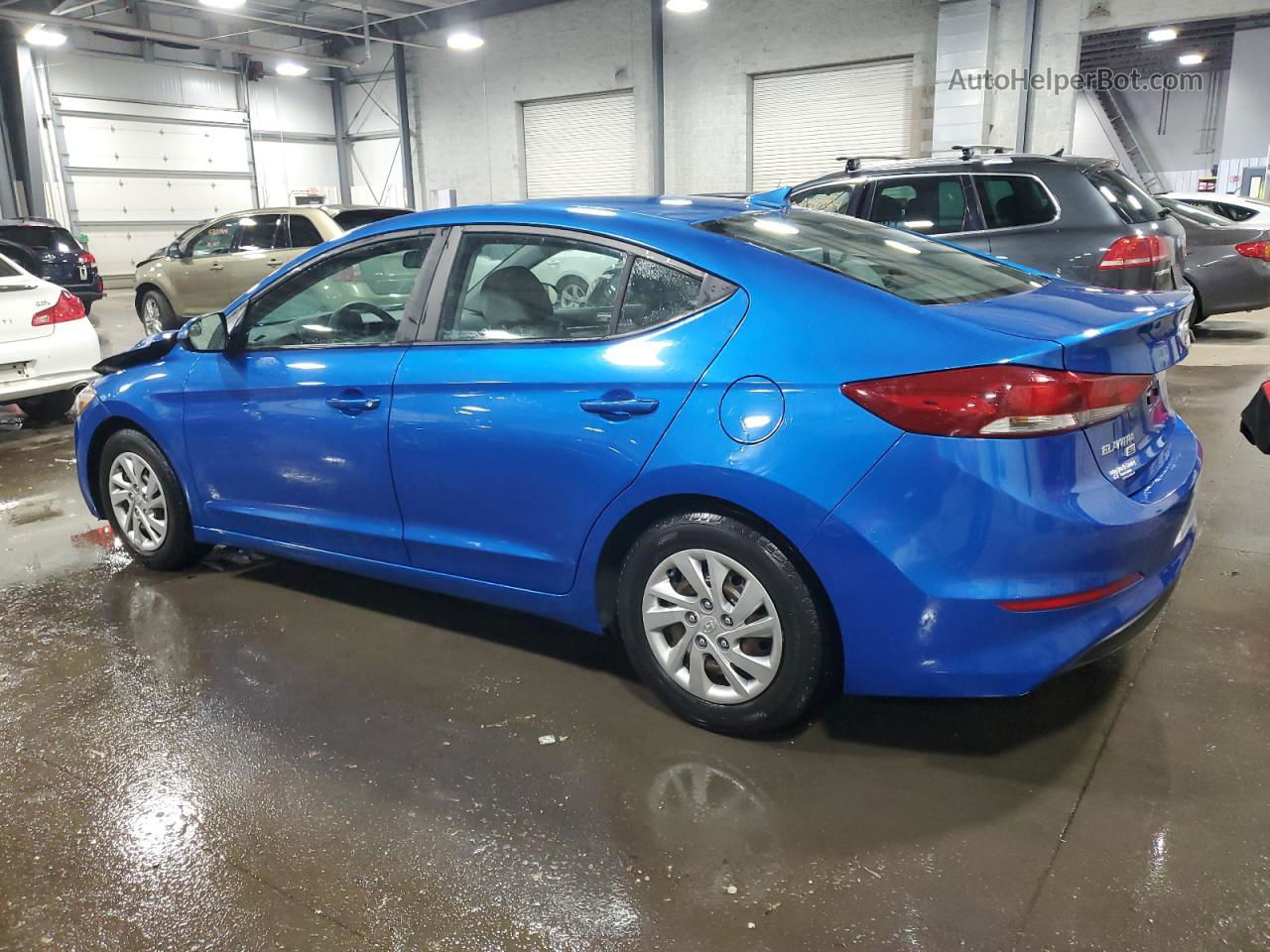 2017 Hyundai Elantra Se Blue vin: KMHD74LFXHU111417