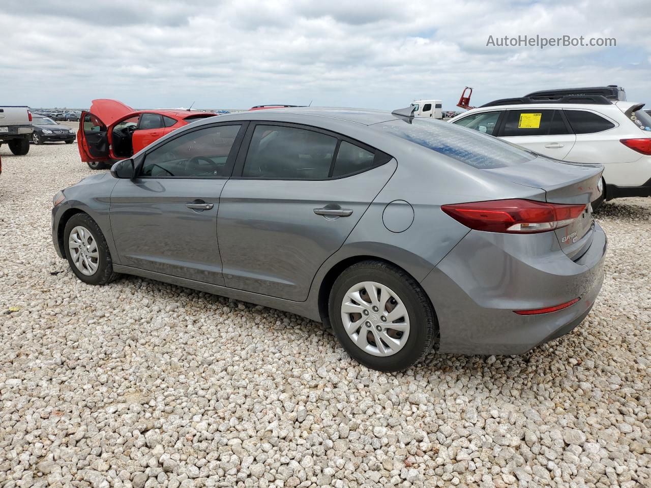 2017 Hyundai Elantra Se Silver vin: KMHD74LFXHU191902