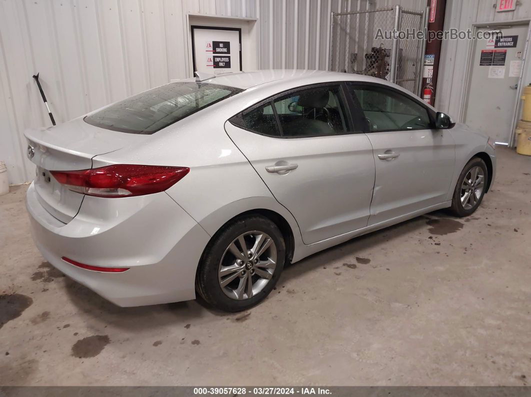 2017 Hyundai Elantra Se Silver vin: KMHD84LF0HU381320