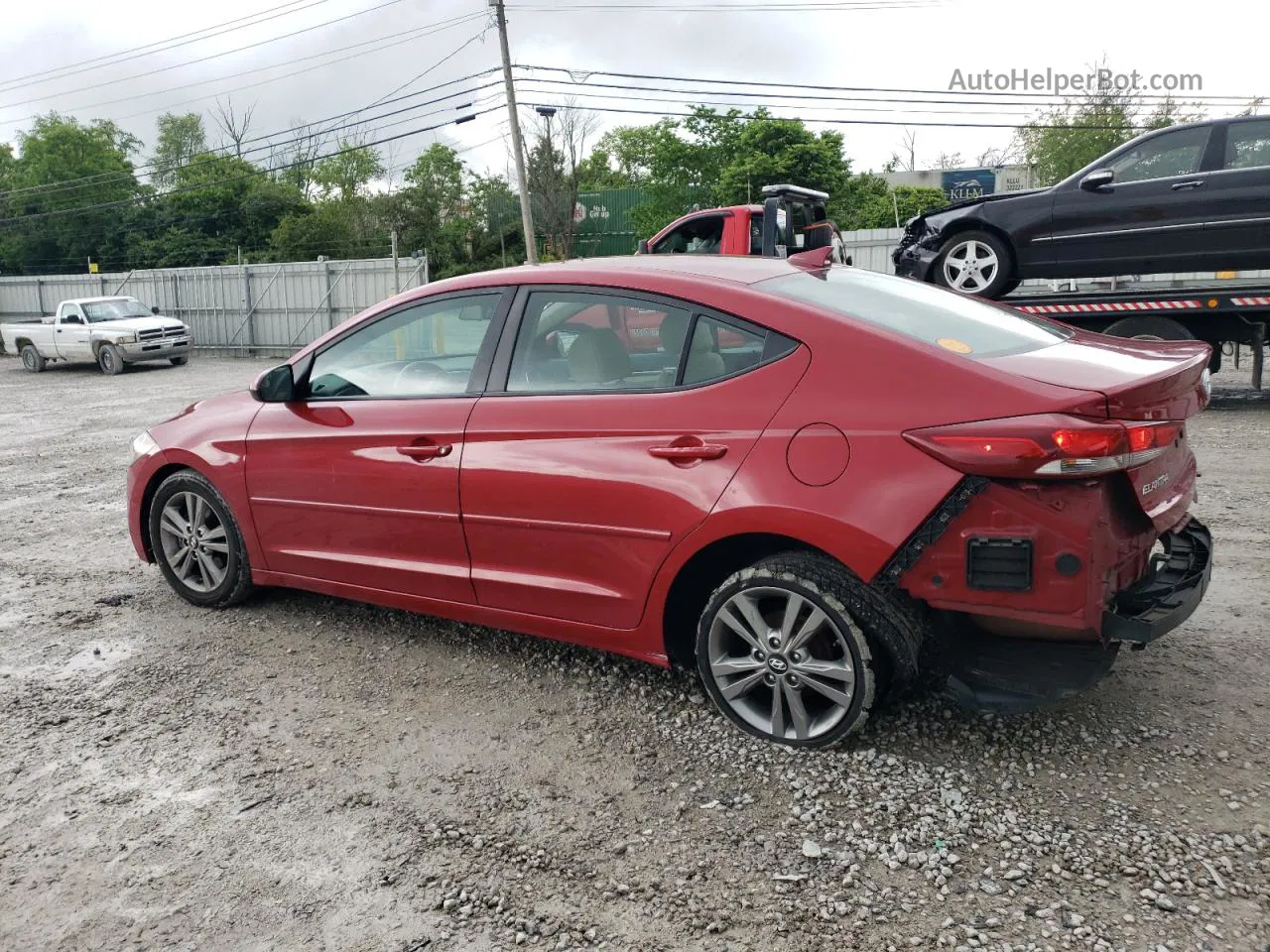 2017 Hyundai Elantra Se Red vin: KMHD84LF2HU142285