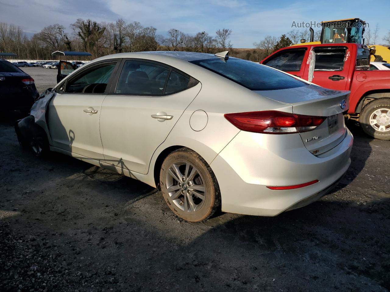 2017 Hyundai Elantra Se Silver vin: KMHD84LF2HU249272