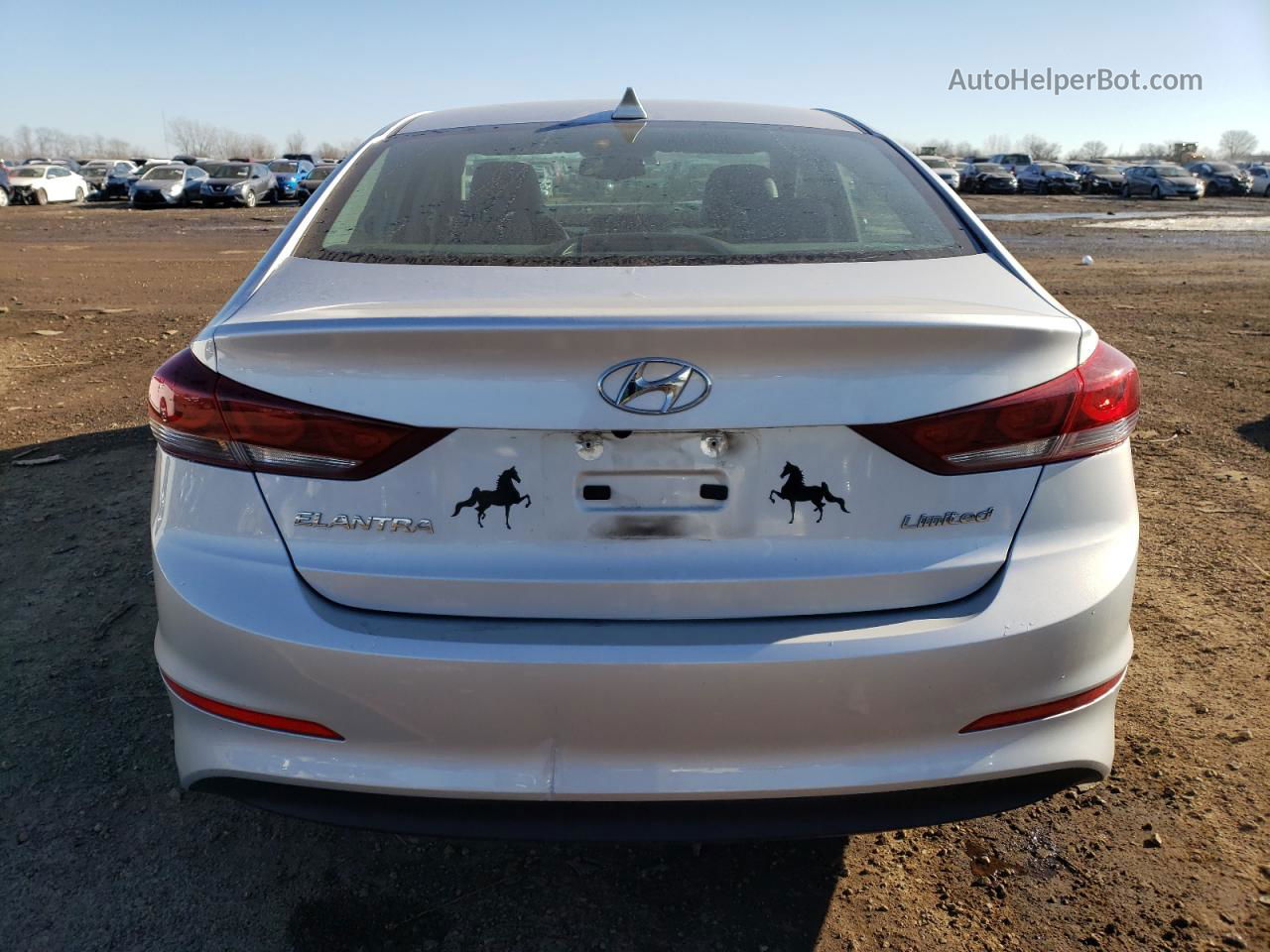 2017 Hyundai Elantra Se Silver vin: KMHD84LF3HU069007