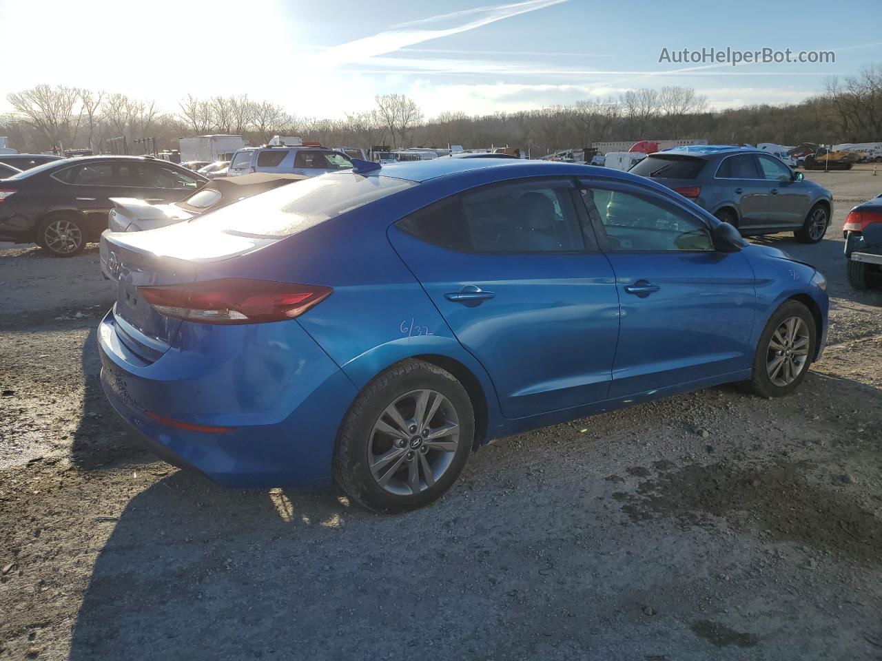 2017 Hyundai Elantra Se Blue vin: KMHD84LF4HU060669