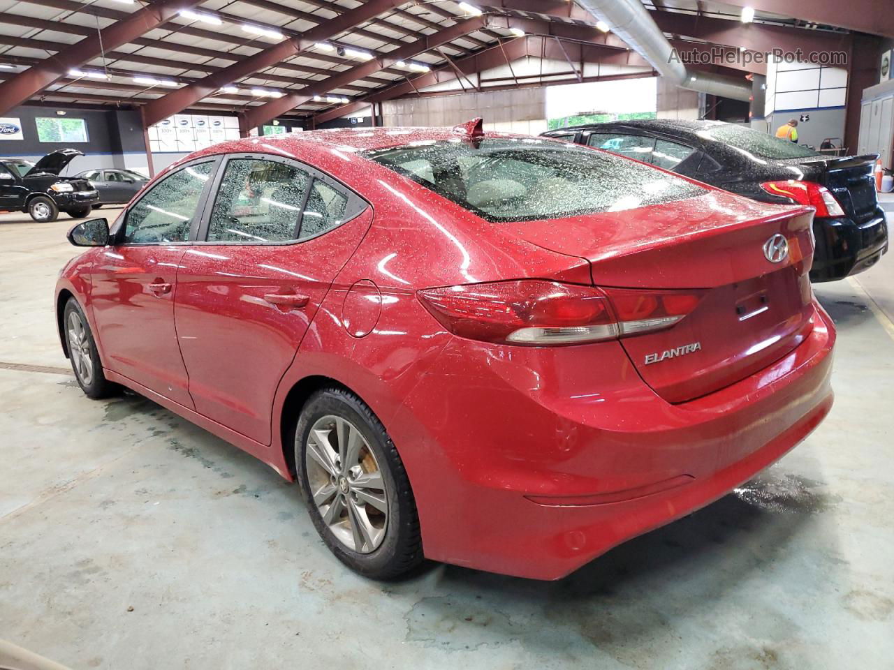 2017 Hyundai Elantra Se Red vin: KMHD84LF4HU188586