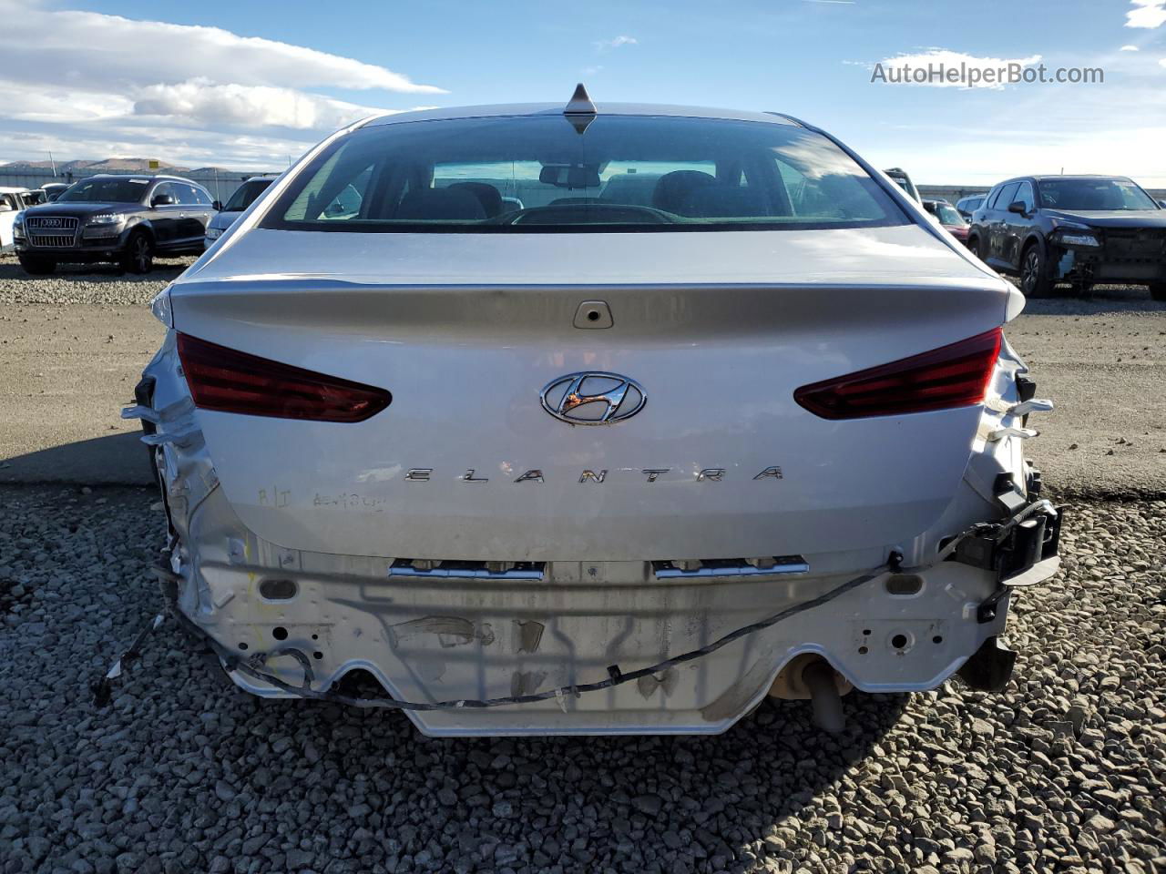 2019 Hyundai Elantra Sel Silver vin: KMHD84LF4KU887370