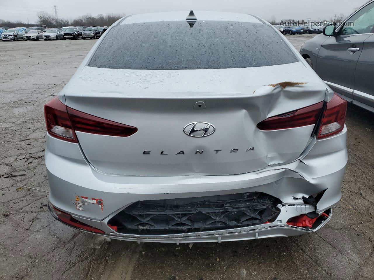 2019 Hyundai Elantra Sel Silver vin: KMHD84LF5KU838632