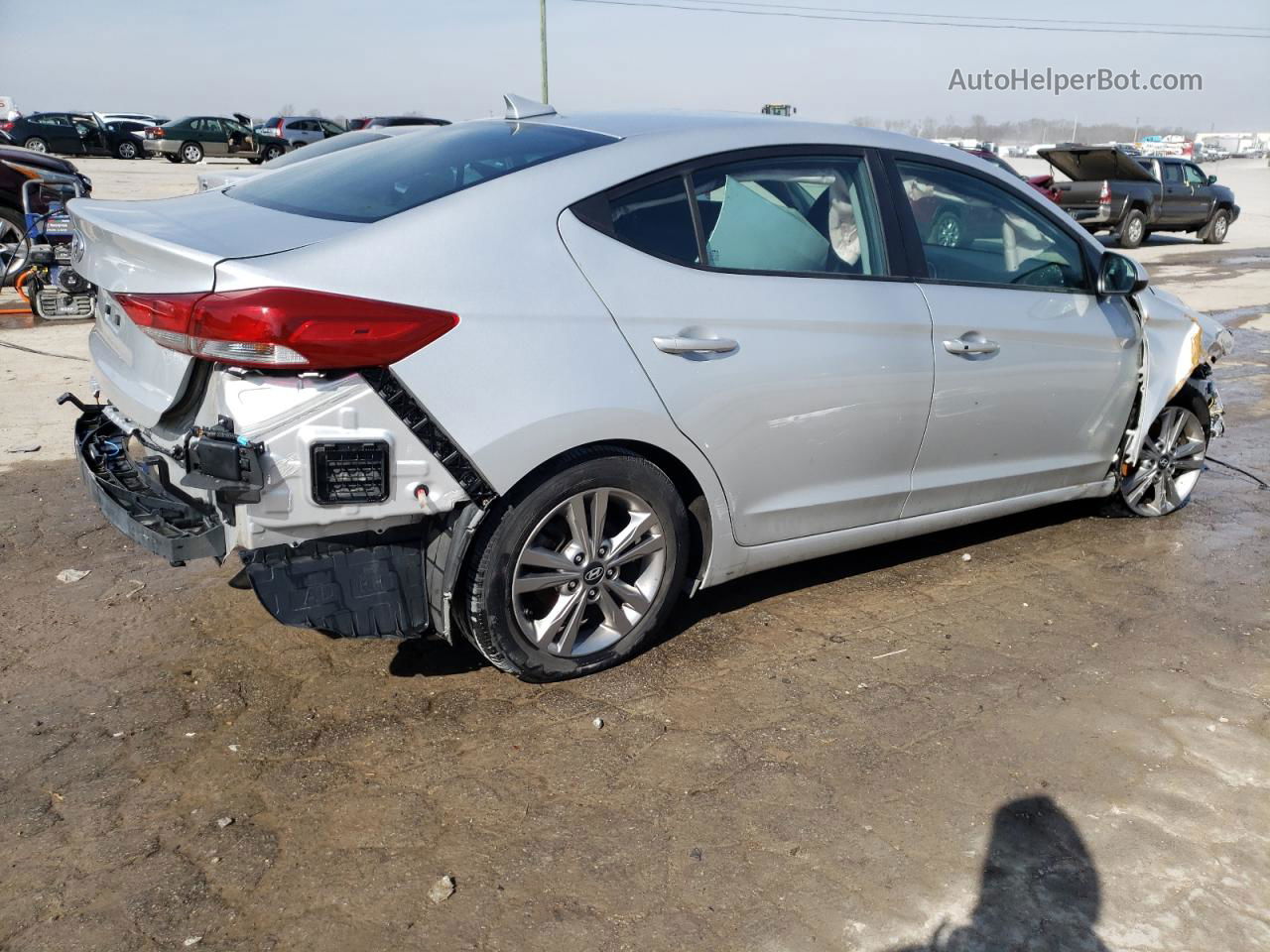 2018 Hyundai Elantra Sel Silver vin: KMHD84LF6JU493173