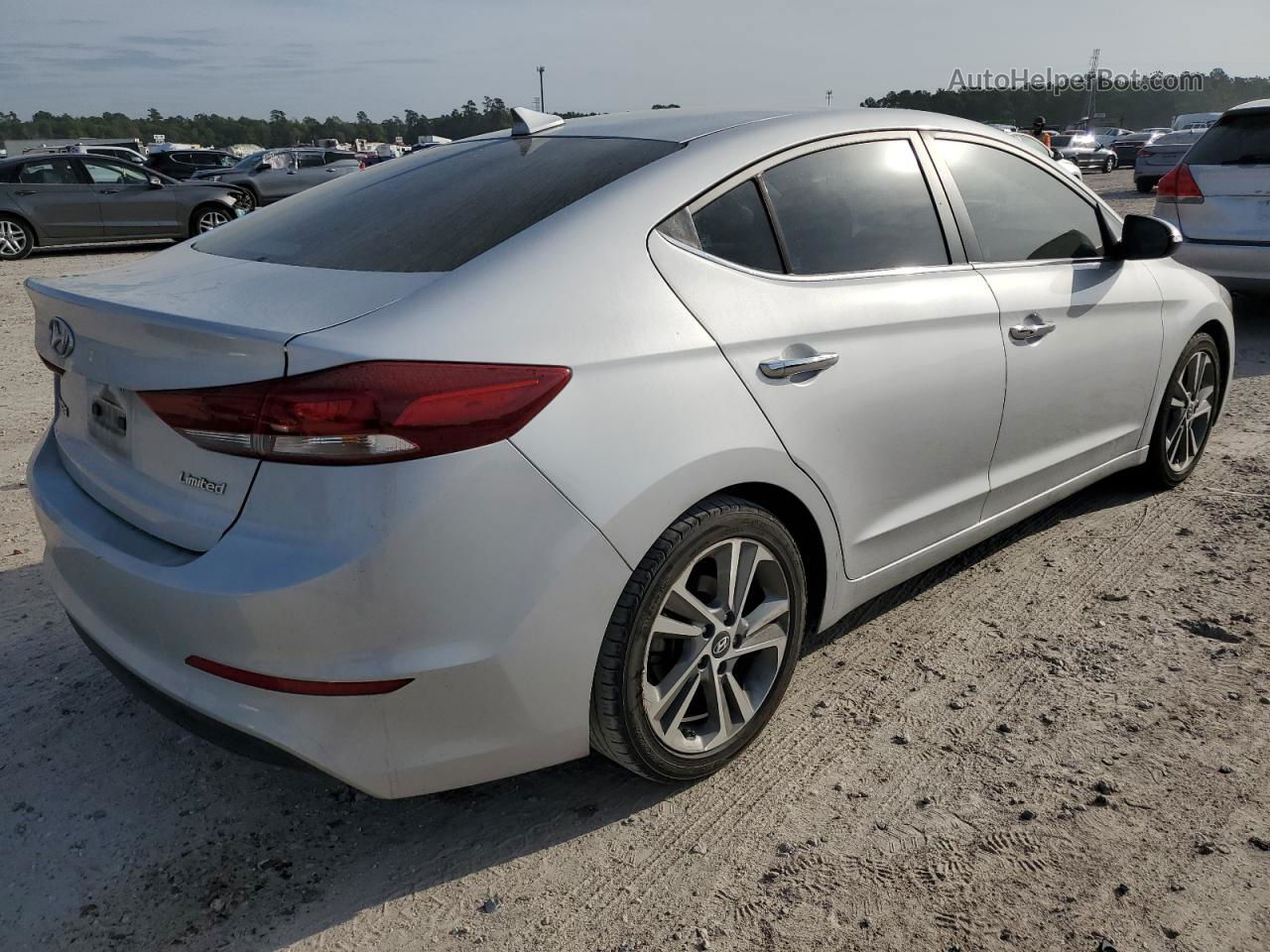 2017 Hyundai Elantra Se Silver vin: KMHD84LF7HU173502